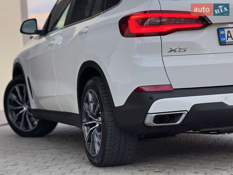 Позашляховик / Кросовер BMW X5 2021 в Стрию