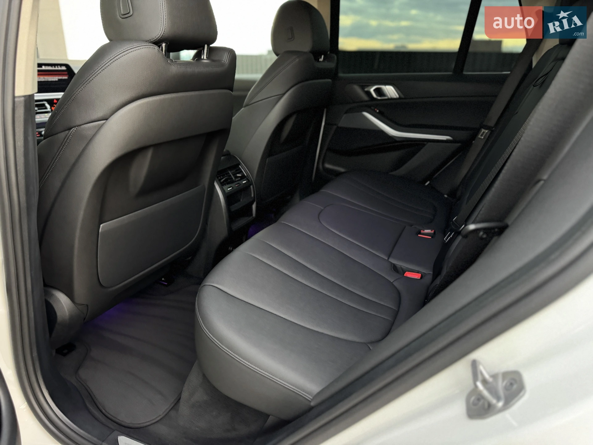 2021 BMW X5 - мініатюра 64