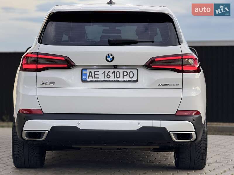 Позашляховик / Кросовер BMW X5 2021 в Стрию