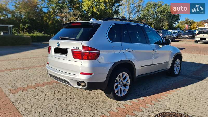Внедорожник / Кроссовер BMW X5 2013 в Киеве