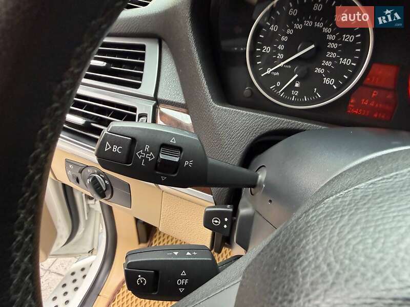 Внедорожник / Кроссовер BMW X5 2011 в Киеве