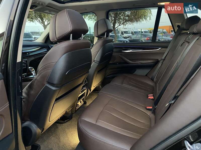 Внедорожник / Кроссовер BMW X5 2015 в Одессе