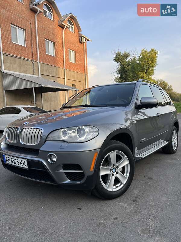 Внедорожник / Кроссовер BMW X5 2012 в Хмельнике