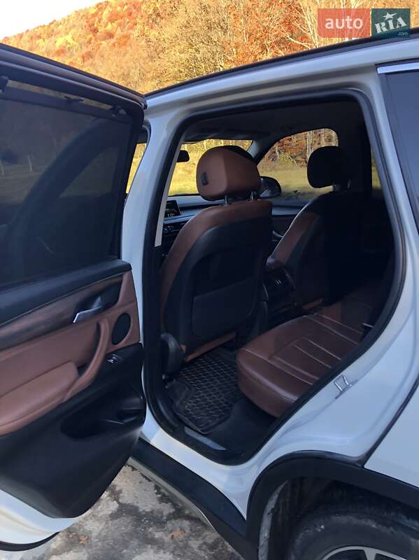 Внедорожник / Кроссовер BMW X5 2015 в Хусте