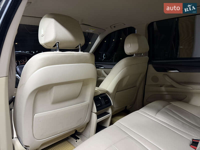 Внедорожник / Кроссовер BMW X5 2013 в Одессе