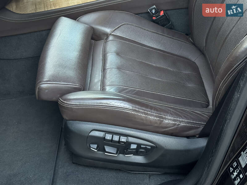 Внедорожник / Кроссовер BMW X5 2015 в Дрогобыче