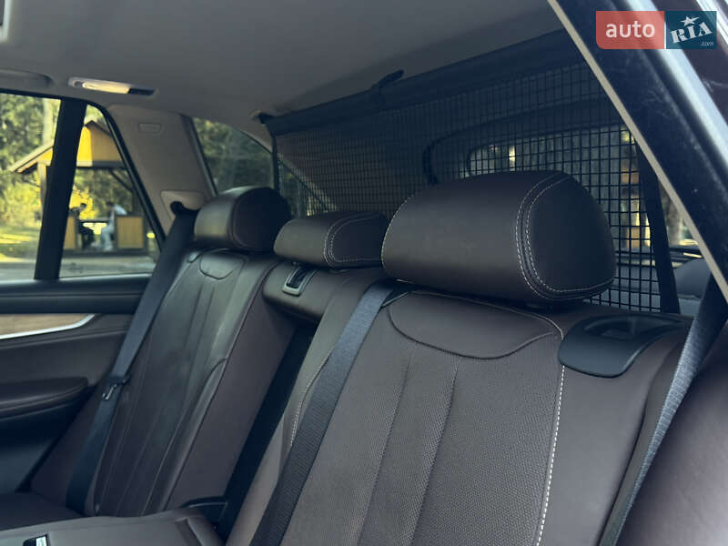 Внедорожник / Кроссовер BMW X5 2015 в Дрогобыче