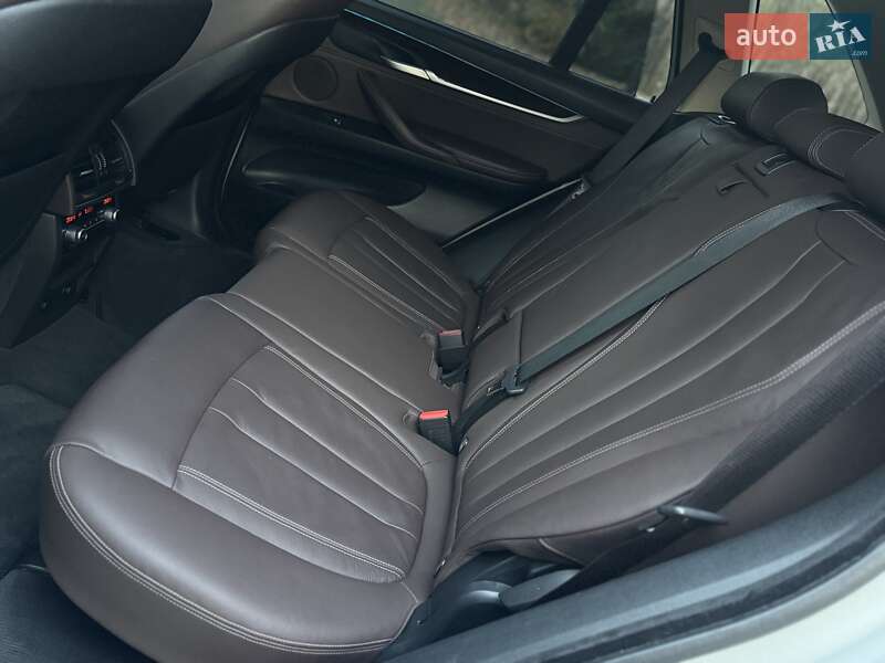 Внедорожник / Кроссовер BMW X5 2014 в Львове