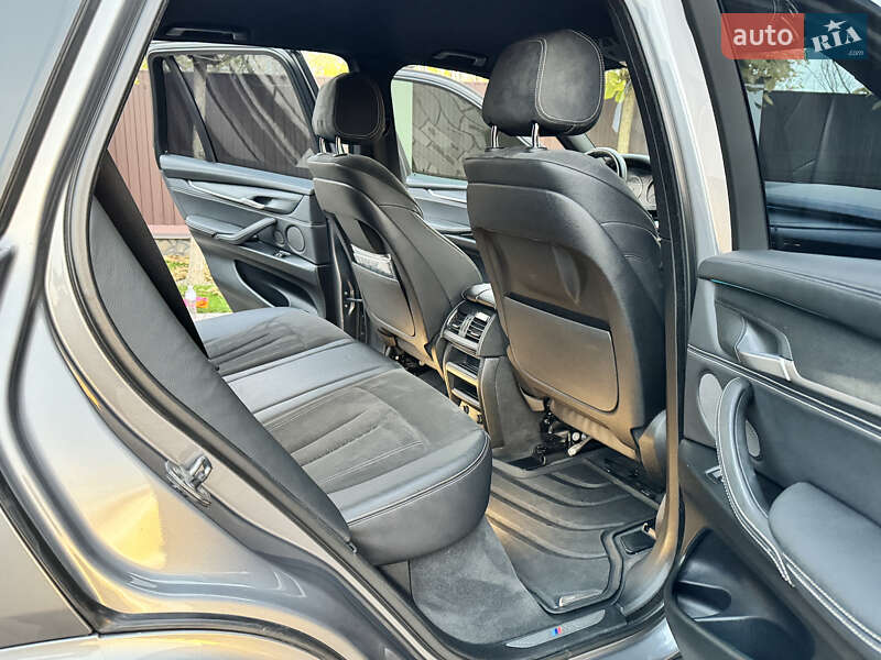 Внедорожник / Кроссовер BMW X5 2014 в Смеле