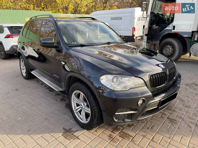 Позашляховик / Кросовер BMW X5 2011 в Києві фото 2 Позашляховик / Кросовер BMW X5 2011 в Києві