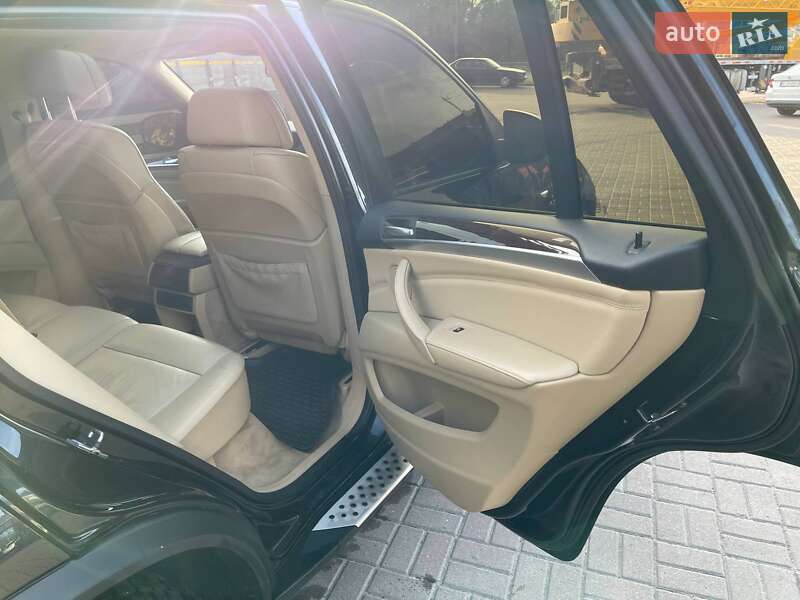 Позашляховик / Кросовер BMW X5 2011 в Києві фото 25 Позашляховик / Кросовер BMW X5 2011 в Києві
