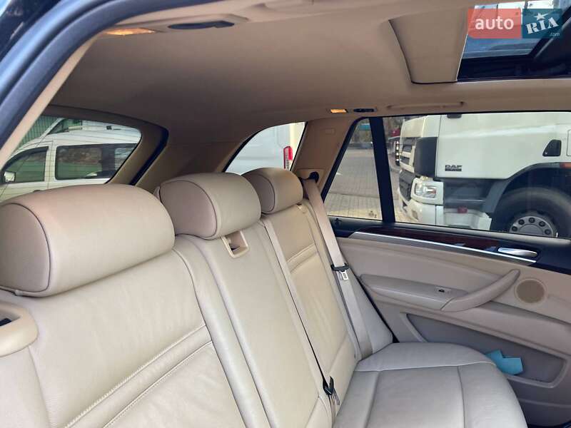 Позашляховик / Кросовер BMW X5 2011 в Києві фото 28 Позашляховик / Кросовер BMW X5 2011 в Києві