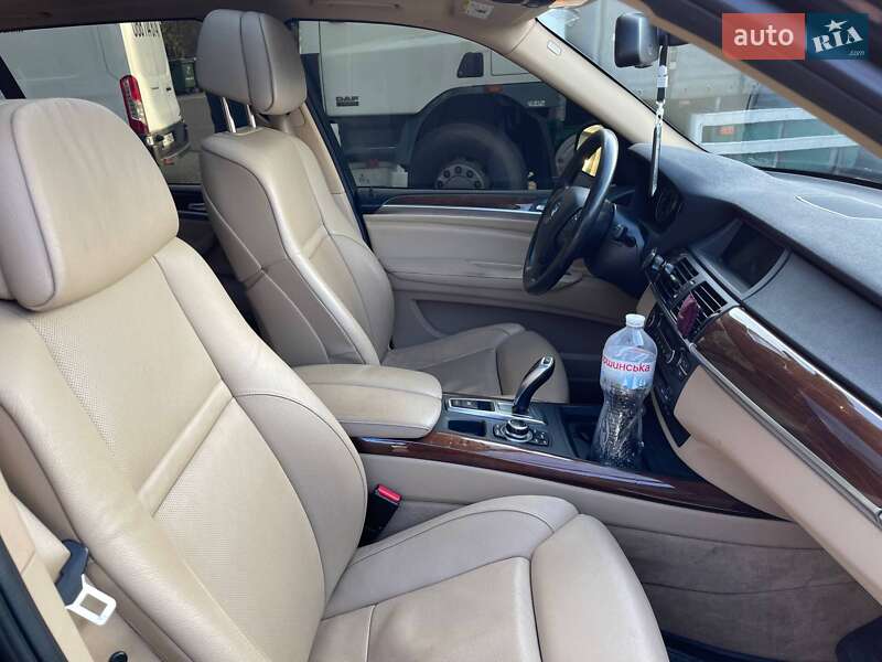 Позашляховик / Кросовер BMW X5 2011 в Києві фото 35 Позашляховик / Кросовер BMW X5 2011 в Києві
