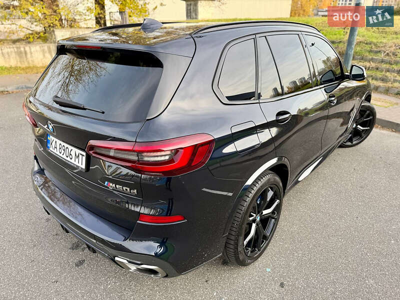 Внедорожник / Кроссовер BMW X5 2022 в Киеве