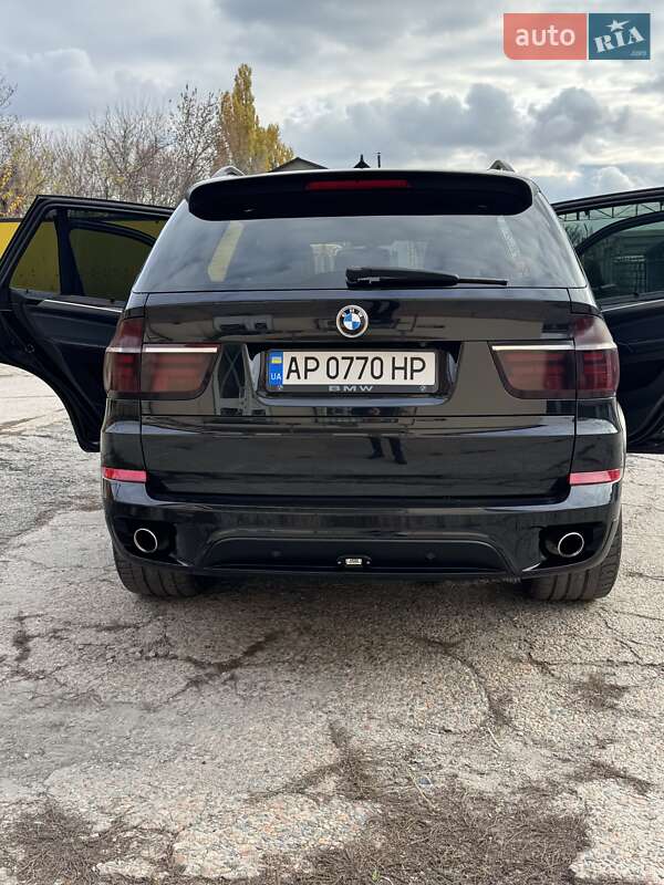 Внедорожник / Кроссовер BMW X5 2011 в Запорожье