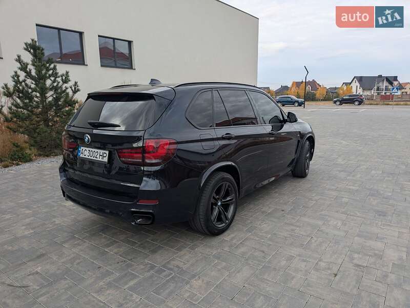 Позашляховик / Кросовер BMW X5 2016 в Луцьку