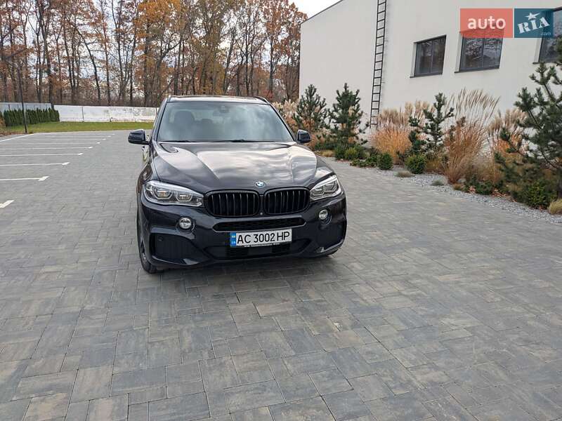 Позашляховик / Кросовер BMW X5 2016 в Луцьку