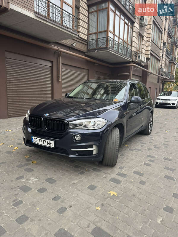 Внедорожник / Кроссовер BMW X5 2016 в Днепре
