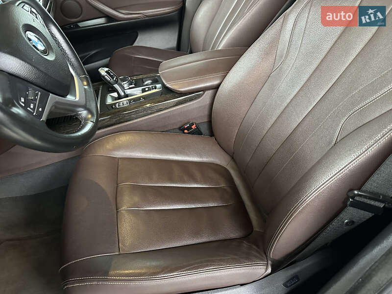 Внедорожник / Кроссовер BMW X5 2016 в Полтаве