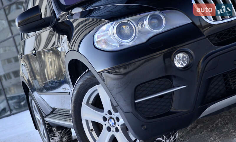 Внедорожник / Кроссовер BMW X5 2011 в Николаеве