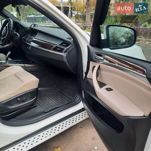 Внедорожник / Кроссовер BMW X5 2012 в Одессе