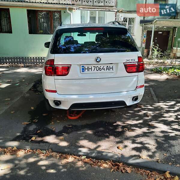 Внедорожник / Кроссовер BMW X5 2012 в Одессе