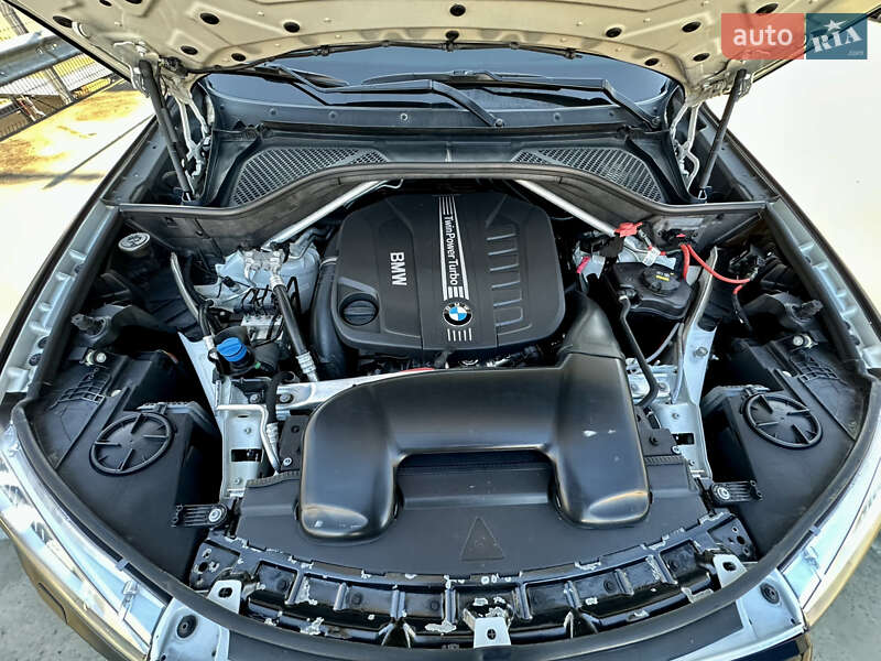 Внедорожник / Кроссовер BMW X5 2014 в Мукачево