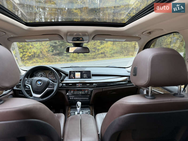 Внедорожник / Кроссовер BMW X5 2015 в Дрогобыче