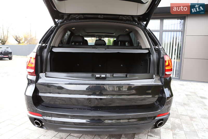 Внедорожник / Кроссовер BMW X5 2016 в Дрогобыче