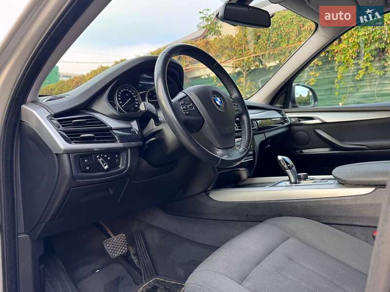 Внедорожник / Кроссовер BMW X5 2015 в Запорожье
