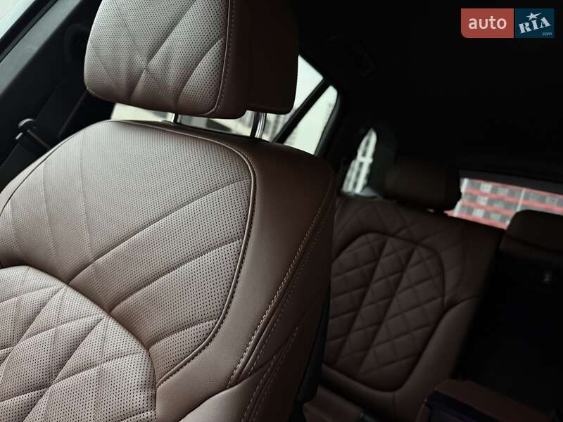 Внедорожник / Кроссовер BMW X5 2023 в Киеве