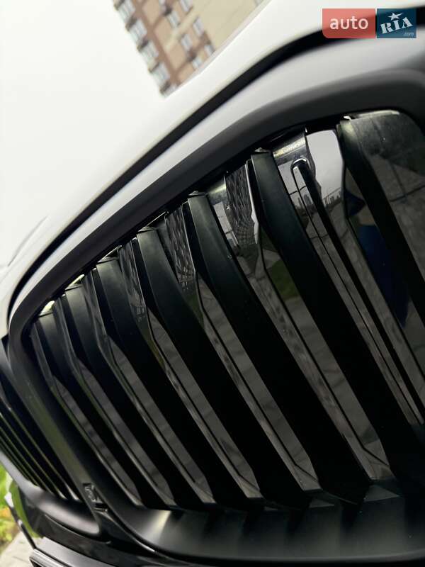 Внедорожник / Кроссовер BMW X5 2023 в Киеве
