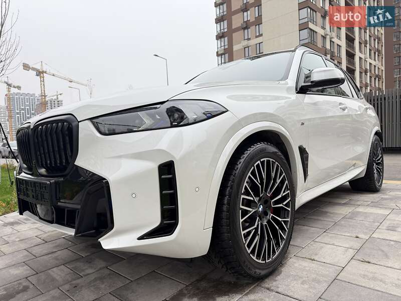 Внедорожник / Кроссовер BMW X5 2023 в Киеве