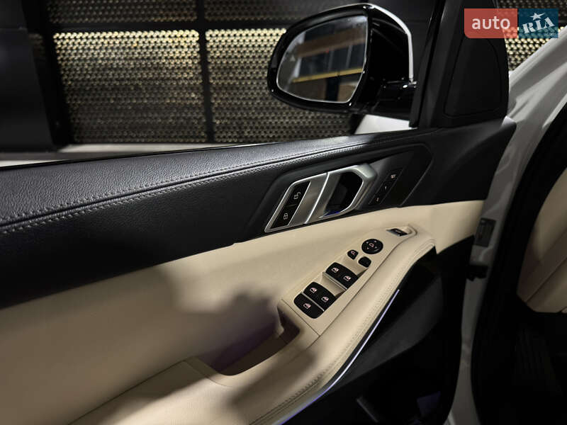 Внедорожник / Кроссовер BMW X5 2019 в Луцке