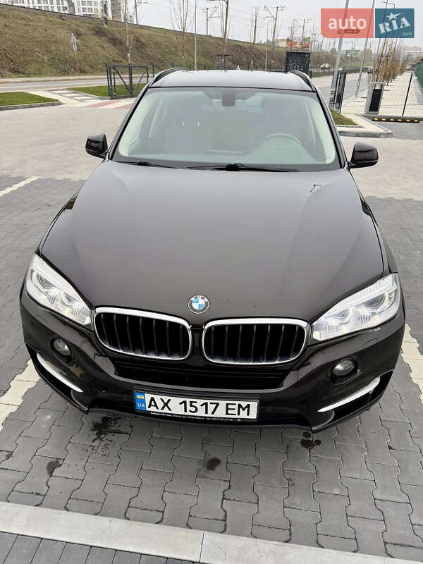 Внедорожник / Кроссовер BMW X5 2016 в Киеве