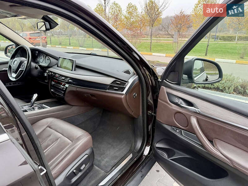 Внедорожник / Кроссовер BMW X5 2016 в Киеве