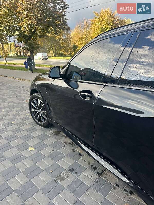 Внедорожник / Кроссовер BMW X5 2022 в Хмельницком