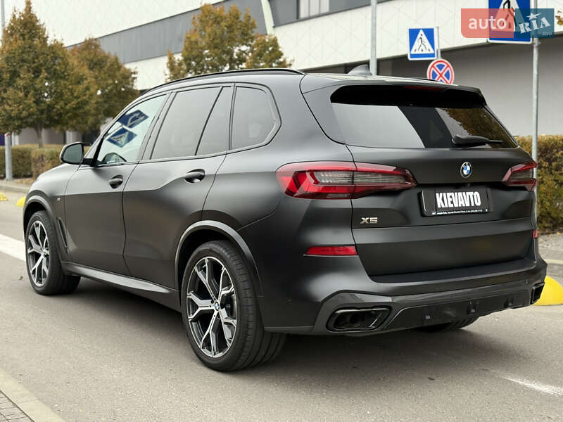 Внедорожник / Кроссовер BMW X5 2021 в Киеве