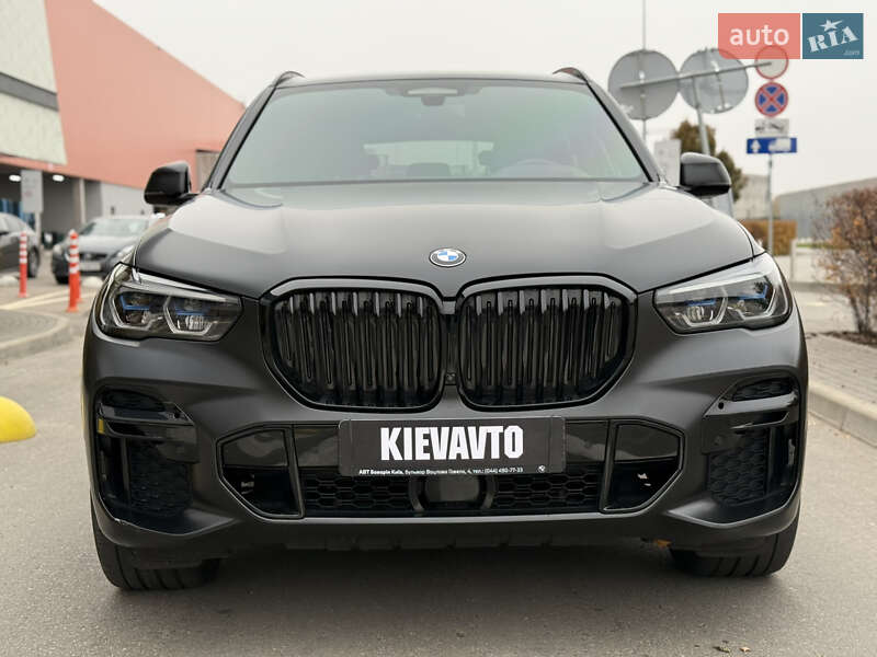 Внедорожник / Кроссовер BMW X5 2021 в Киеве