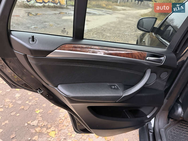 Внедорожник / Кроссовер BMW X5 2007 в Харькове
