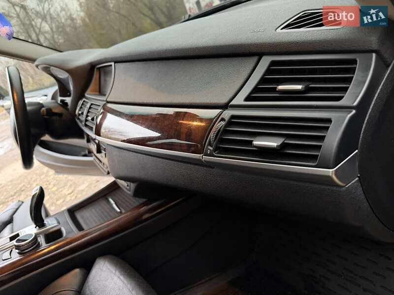 Внедорожник / Кроссовер BMW X5 2007 в Харькове