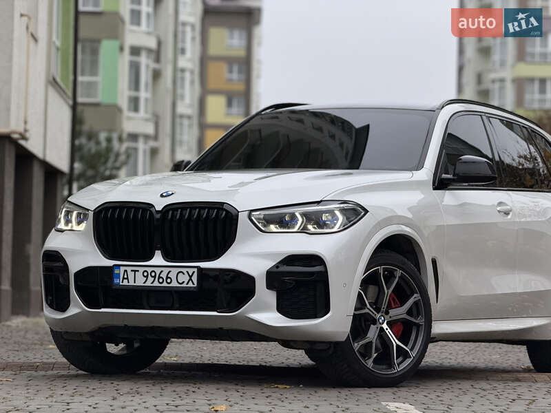 Внедорожник / Кроссовер BMW X5 2022 в Ивано-Франковске