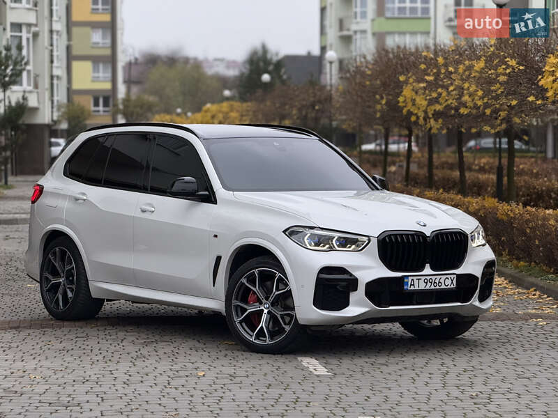 Внедорожник / Кроссовер BMW X5 2022 в Ивано-Франковске