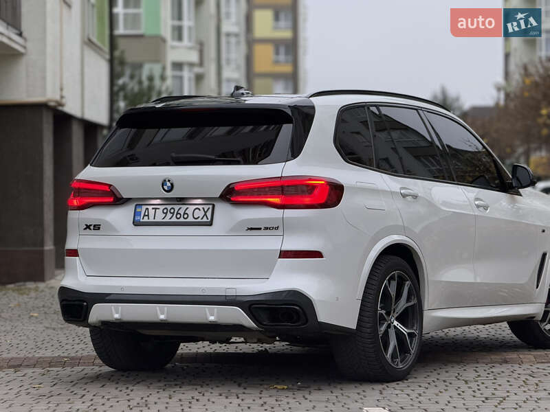 Внедорожник / Кроссовер BMW X5 2022 в Ивано-Франковске