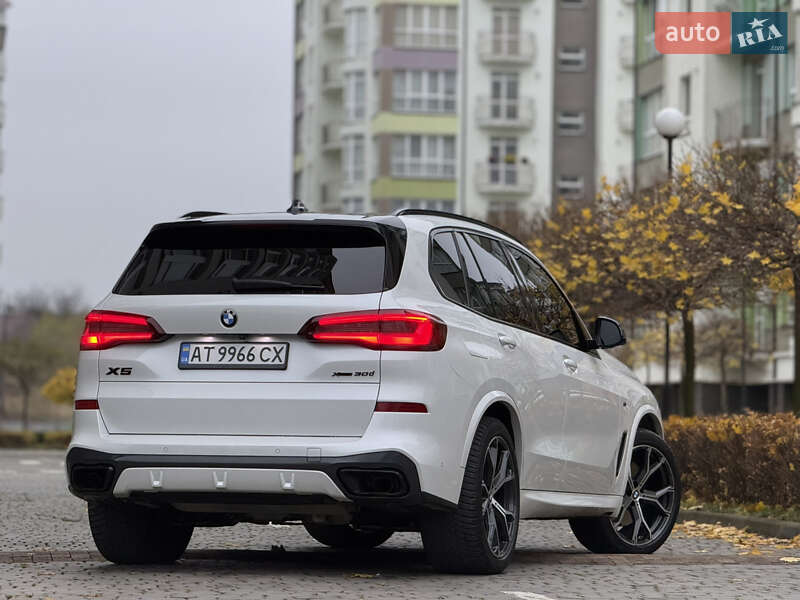 Внедорожник / Кроссовер BMW X5 2022 в Ивано-Франковске