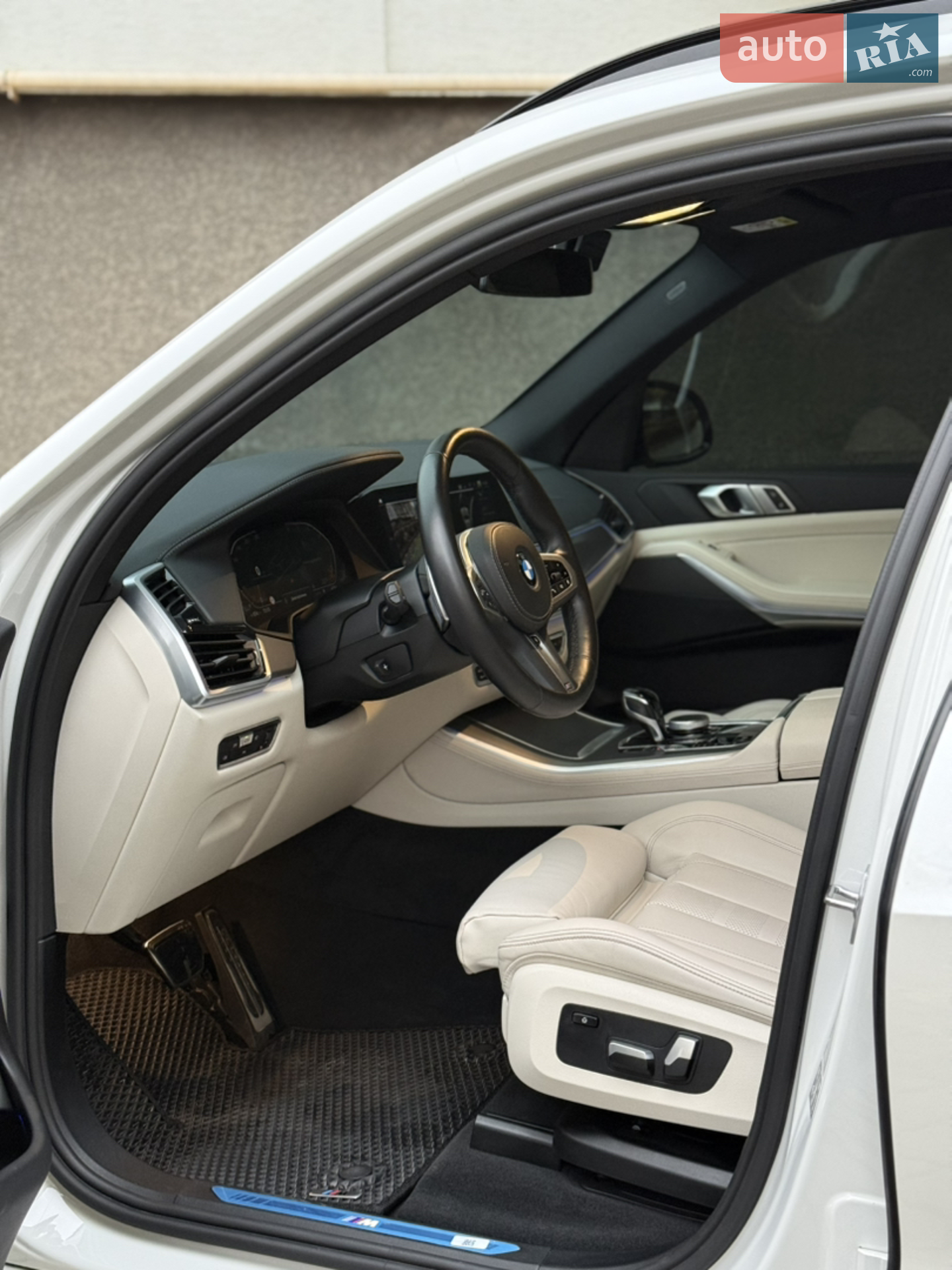 2022 BMW X5 - мініатюра 32