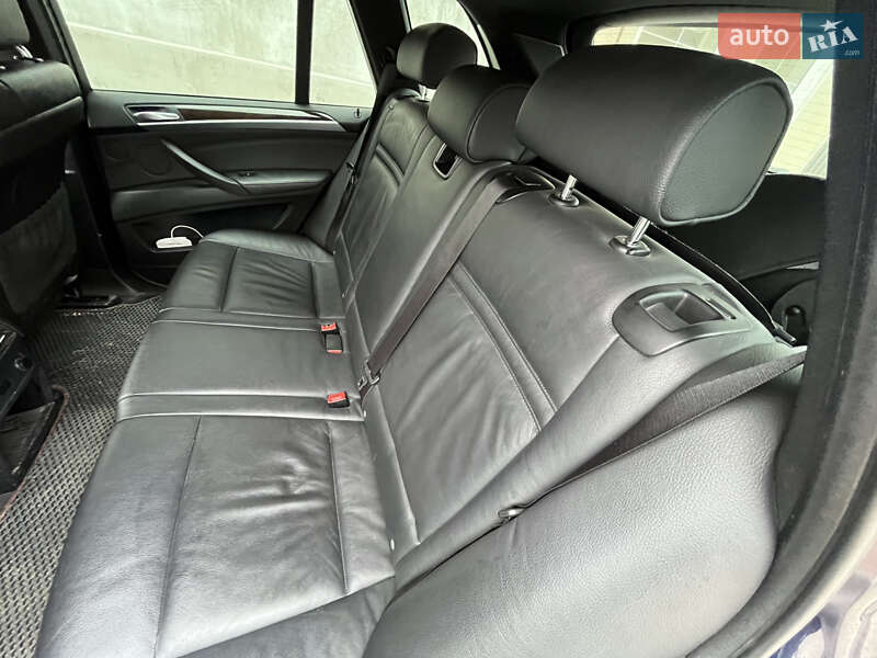 Внедорожник / Кроссовер BMW X5 2012 в Бучаче