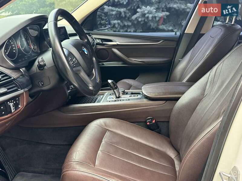 Внедорожник / Кроссовер BMW X5 2015 в Харькове