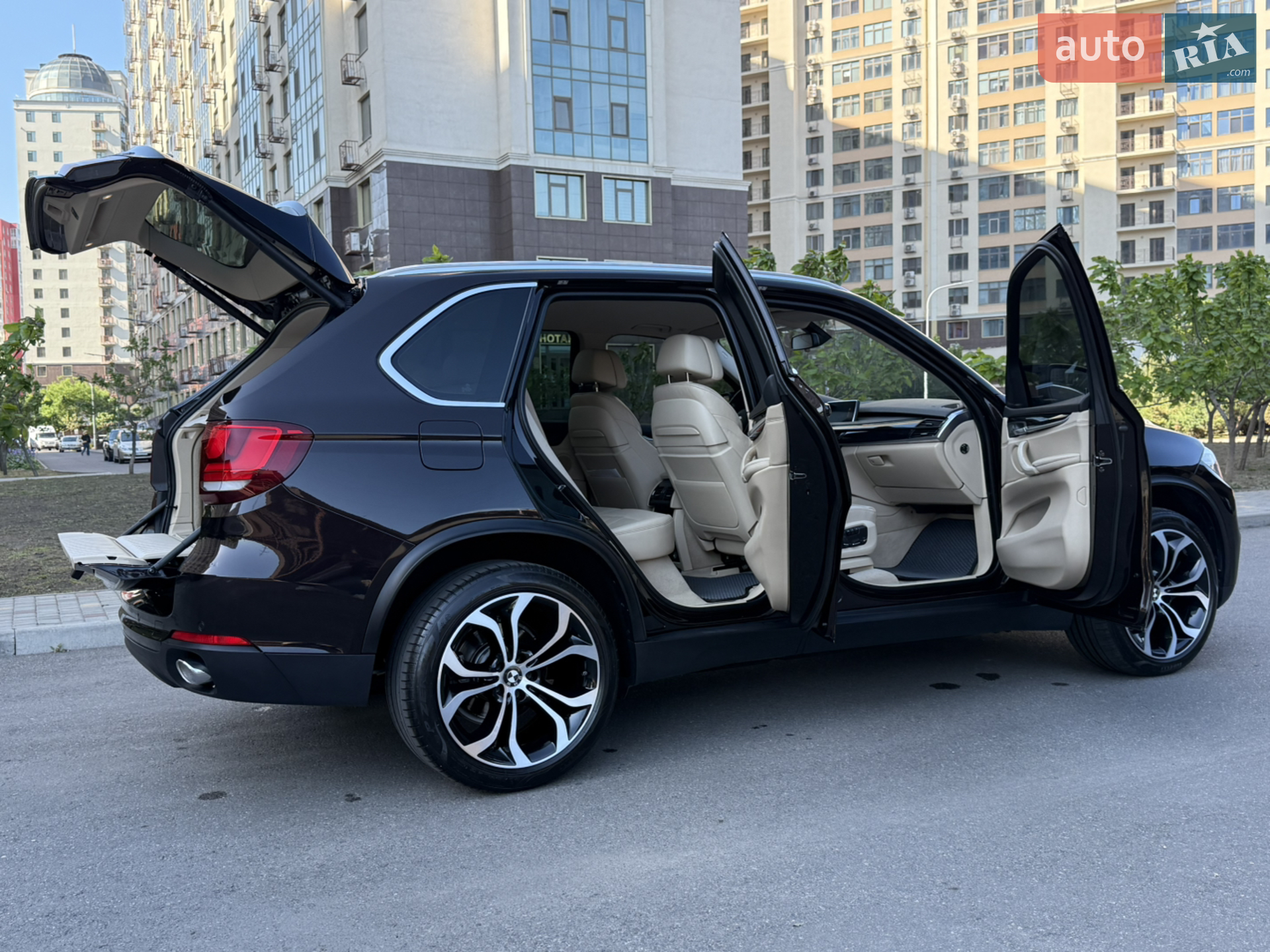 2013 BMW X5 - мініатюра 28