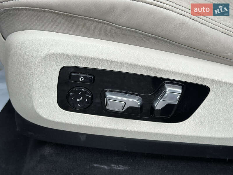 Позашляховик / Кросовер BMW X5 2018 в Луцьку